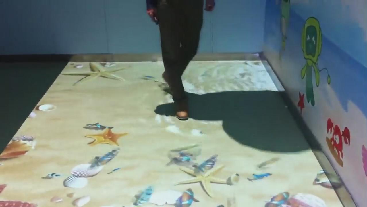 地面魚水互動投影游戲